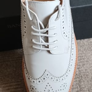 Light Gray patten dress shoe